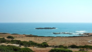 Manijin island diving site