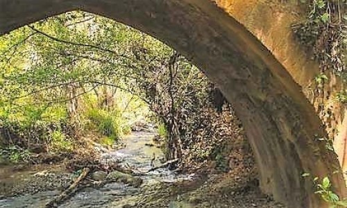 Gefiri Treis Elies (Treis Elies Venetian Bridge), Limassol, Cyprus