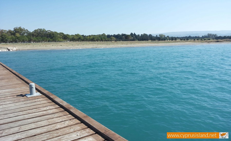 limni pier pafos