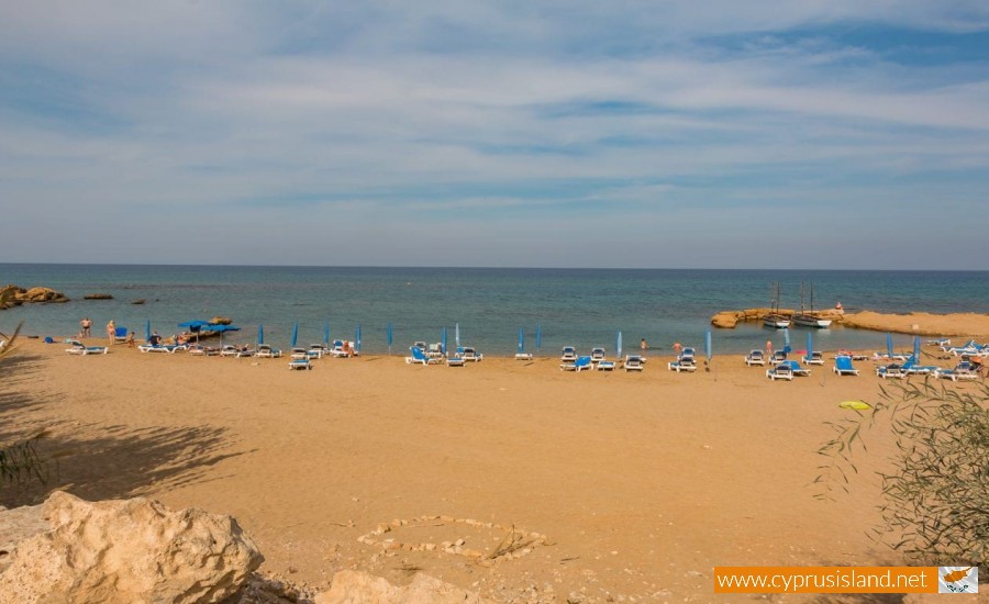 armyropigado beach cyprus