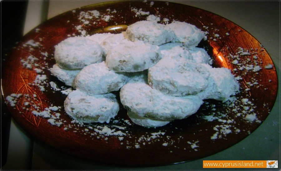 Kourambiedes (Greek butter biscuits), Cyprus
