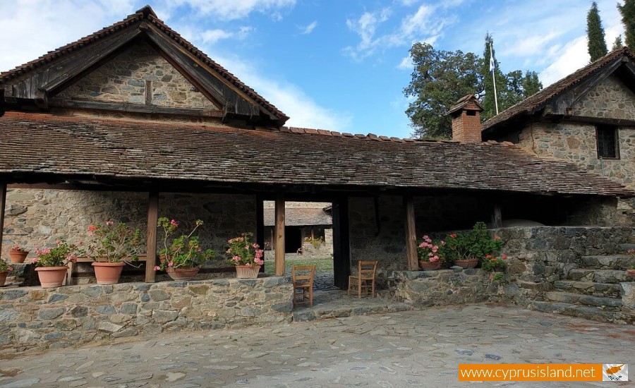 Agios Ioannis (Saint John) Lampadistis Monastery