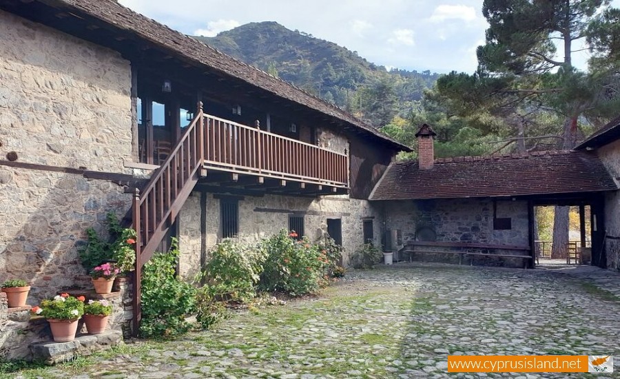 Agios Ioannis (Saint John) Lampadistis Monastery