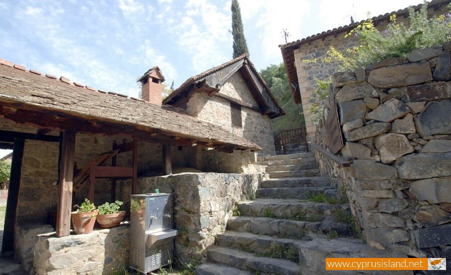 Agios Ioannis (Saint John) Lampadistis Monastery