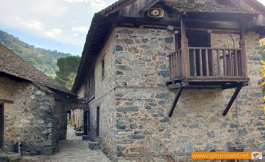 Agios Ioannis (Saint John) Lampadistis Monastery