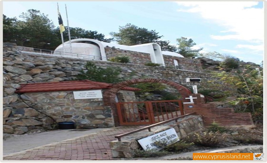 agios rapahel vrahon chapel